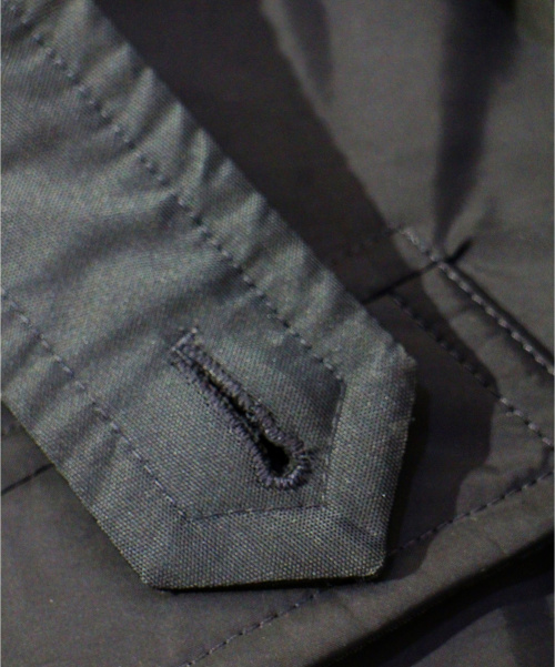 MONCLER（モンクレール）MONCLER (モンクレール) レーニア ネイビー サイズ:3 142-091-42371-50 57244　モルドバ製　RAINIERの古着・服飾アイテム