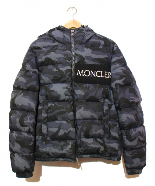 MONCLER（モンクレール）MONCLER (モンクレール) ダウンジャケット グレー×ブラック サイズ:2 カモフラージュ柄の古着・服飾アイテム