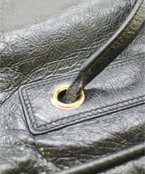 BALENCIAGA（バレンシアガ）BALENCIAGA (バレンシアガ) ショルダーバッグ ブラック 466542 D94IG　ブランケットスクエアMの古着・服飾アイテム