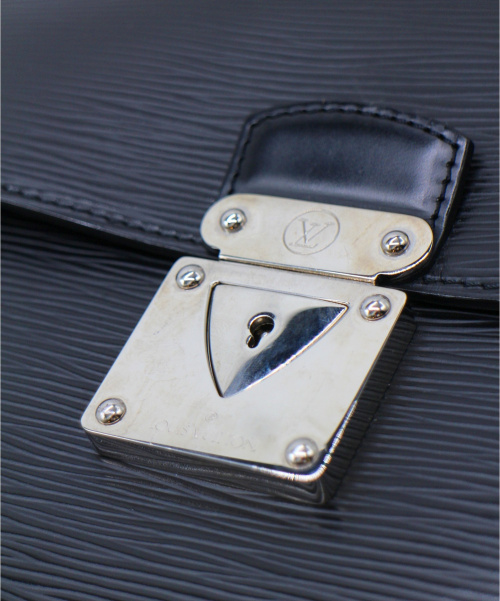 LOUIS VUITTON（ルイ ヴィトン）LOUIS VUITTON (ルイヴィトン) ブリーフケース ブラック エピ M54532 BA0056の古着・服飾アイテム