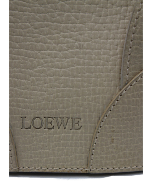 LOEWE（ロエベ）LOEWE (ロエベ) ヴィンテージショルダーバッグ アイボリーの古着・服飾アイテム