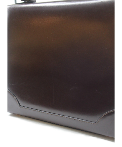 CELINE（セリーヌ）CELINE (セリーヌ) 金チェーンヴィンテージショルダーバッグ ブラウン MC98/2の古着・服飾アイテム