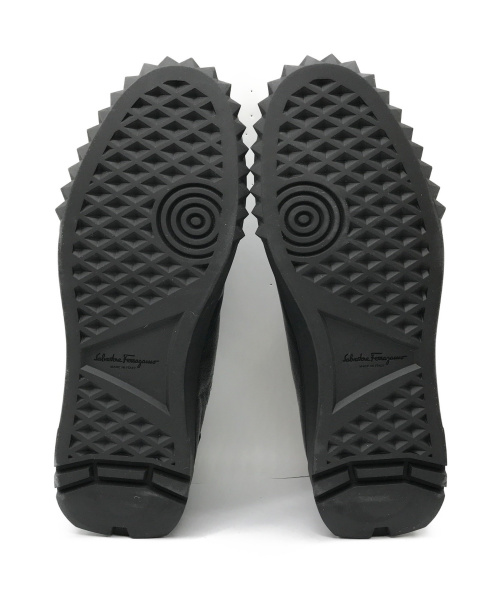 Salvatore Ferragamo（サルヴァトーレ フェラガモ）Salvatore Ferragamo (サルヴァトーレ フェラガモ) バッファローレザースニーカー ブラック サイズ:7　1/2 0701206の古着・服飾アイテム