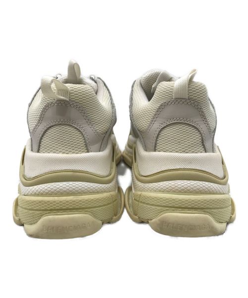 BALENCIAGA（バレンシアガ）BALENCIAGA (バレンシアガ) TRIPLE S ホワイト サイズ:26.5cmの古着・服飾アイテム
