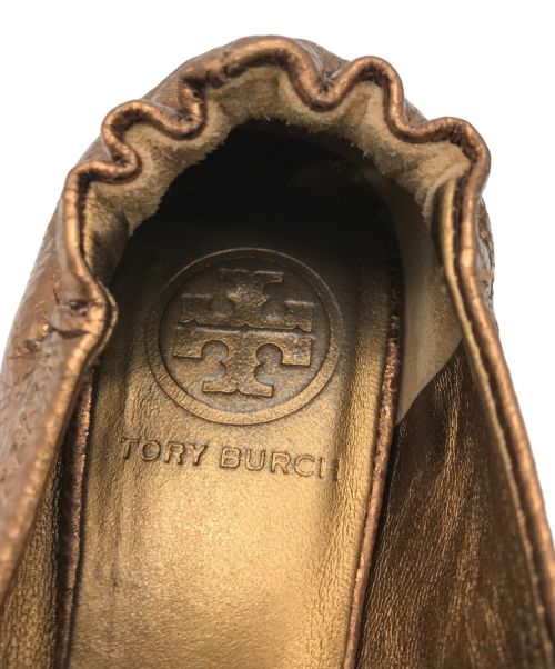 TORY BURCH（トリーバーチ）TORY BURCH (トリーバーチ) フラットシューズ ゴールド サイズ:6の古着・服飾アイテム