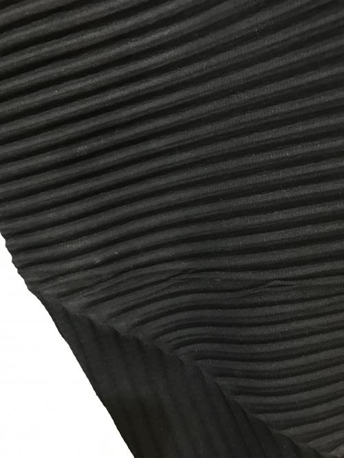 HOMME PLISSE ISSEY MIYAKE（オム プリッセ イッセイ ミヤケ）HOMME PLISSE ISSEY MIYAKE (オムプリッセ イッセイ ミヤケ) プリーツカーディガン ブラック サイズ:2の古着・服飾アイテム