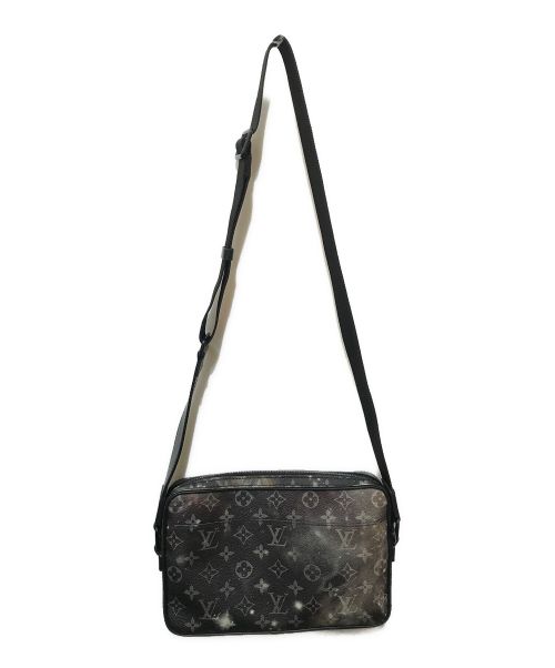 LOUIS VUITTON（ルイ ヴィトン）LOUIS VUITTON (ルイ ヴィトン) アルファメッセンジャー グレーの古着・服飾アイテム
