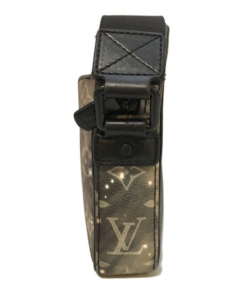 LOUIS VUITTON（ルイ ヴィトン）LOUIS VUITTON (ルイ ヴィトン) アルファメッセンジャー グレーの古着・服飾アイテム