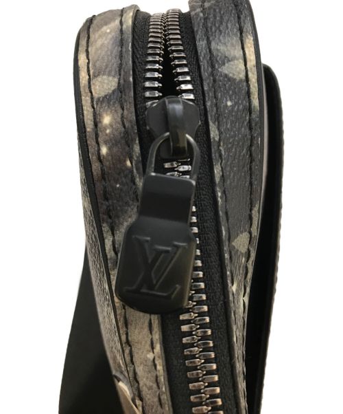 LOUIS VUITTON（ルイ ヴィトン）LOUIS VUITTON (ルイ ヴィトン) アルファメッセンジャー グレーの古着・服飾アイテム
