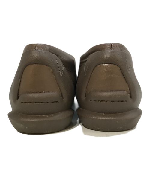 SHISEI（シセイ）SHISEI (シセイ) TIGHT SQUARE SLIPON ブラウン サイズ:36の古着・服飾アイテム