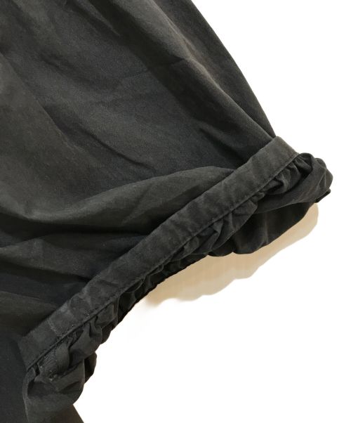 UNITED ARROWS TOKYO（ユナイテッドアローズトウキョウ）UNITED ARROWS TOKYO (ユナイテッドアローズトウキョウ) EMBOS ピンタック ショートスリーブブラウス ブラック サイズ:FREEの古着・服飾アイテム