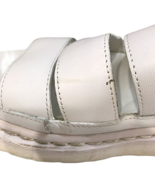 Dr.Martens（ドクターマーチン）Dr.Martens (ドクターマーチン) CLARISSA ホワイト サイズ:UK4の古着・服飾アイテム