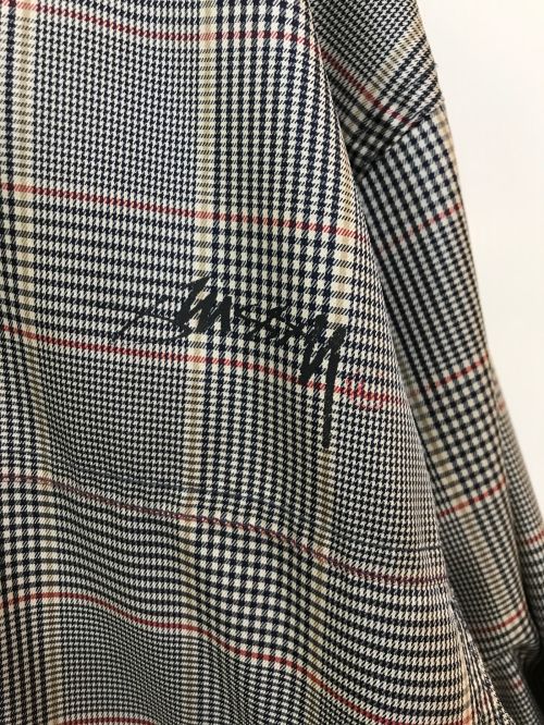 stussy（ステューシー）stussy (ステューシー) マウンテンパーカー グレー サイズ:Mの古着・服飾アイテム