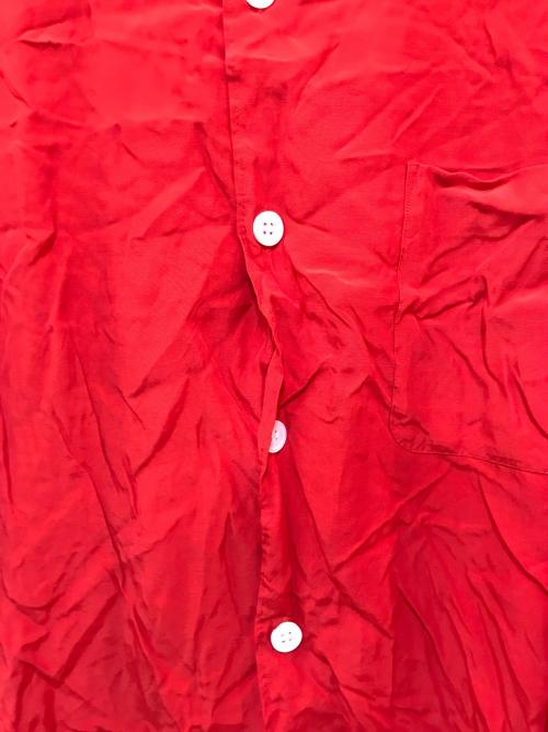 COMME des GARCONS HOMME（コムデギャルソン オム）COMME des GARCONS HOMME (コムデギャルソン オム) レーヨンS/Sシャツ　HB-100600 レッド サイズ:Sの古着・服飾アイテム