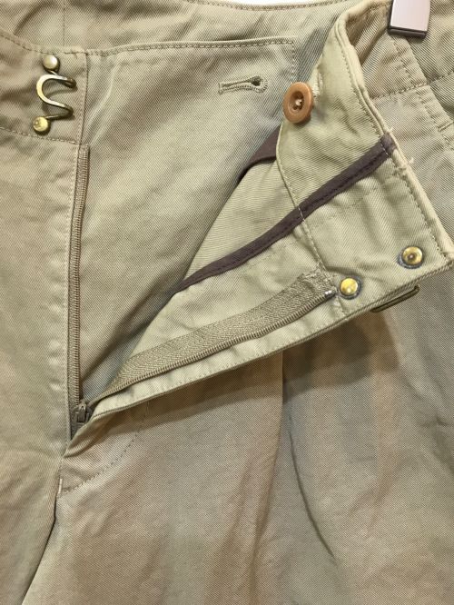 KOLOR（カラー）KOLOR (カラー) 高密度ナイロン テーパードパンツ　23SCM-P19111 ベージュ サイズ:2の古着・服飾アイテム