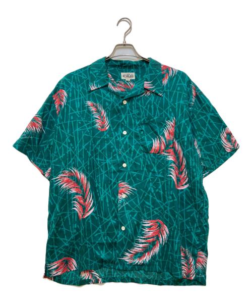 CALEE（キャリー）CALEE (キャリー) ALLOVER FEATHER PATTERN S/S SHIRT グリーン サイズ:LARGEの古着・服飾アイテム