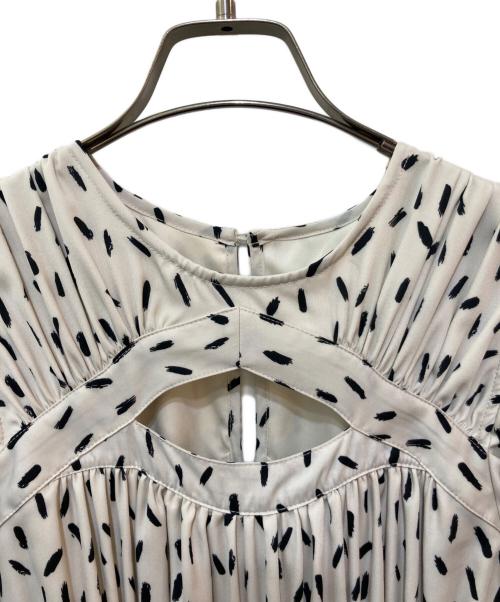 Snidel（スナイデル）Snidel (スナイデル) スイッチングデコルテオープンワンピ ベージュの古着・服飾アイテム