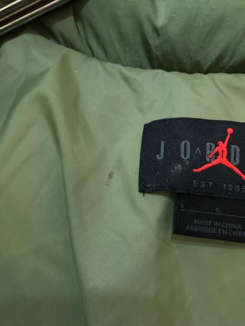 NIKE（ナイキ）NIKE (ナイキ) JORDAN BRAND AS M J ESS POLY PUFFER JKT　FB7332-340 オリーブ サイズ:Lの古着・服飾アイテム