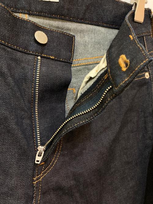 JOHN LAWRENCE SULLIVAN（ジョン ローレンス サリバン）JOHN LAWRENCE SULLIVAN (ジョン ローレンス サリバン) Rigid denim tapered pants インディゴ サイズ:44の古着・服飾アイテム