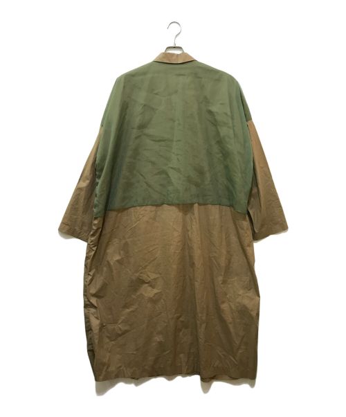 Dulcamara（ドゥルカマラ）Dulcamara (ドゥルカマラ) バックレイヤードコート ベージュ サイズ:1の古着・服飾アイテム