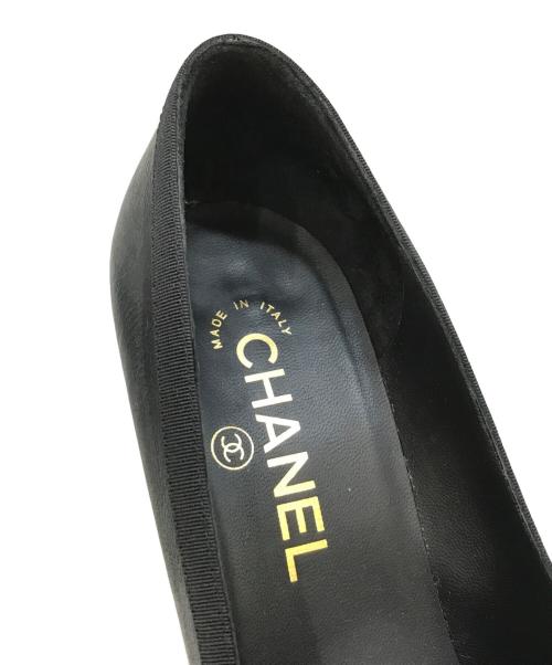 CHANEL（シャネル）CHANEL (シャネル) カメリア パンプス　G29489 ブラック サイズ:36の古着・服飾アイテム