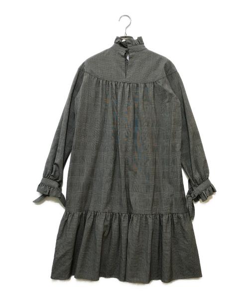 UNION LAUNCH（ユニオンランチ）UNION LAUNCH (ユニオンランチ) フリルデザインティアードワンピース グレー サイズ:XSの古着・服飾アイテム