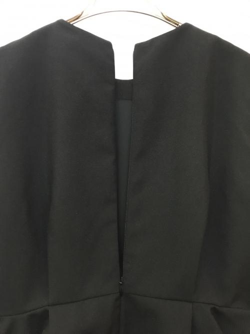 HeRIN.CYE（ヘリンドットサイ）HeRIN.CYE (ヘリンドットサイ) Peplum all in one　530ISM33-0731 ブラック サイズ:36の古着・服飾アイテム