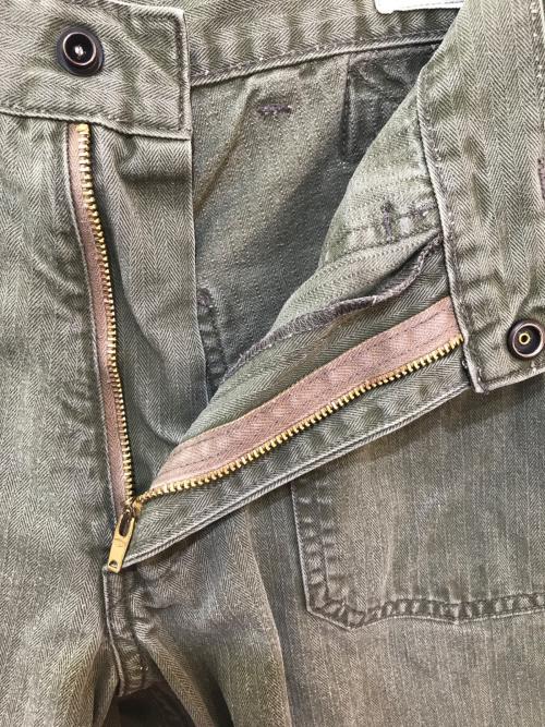 BONCOURA（ボンクラ）BONCOURA (ボンクラ) ヘリンボーンワークパンツ オリーブ サイズ:28の古着・服飾アイテム