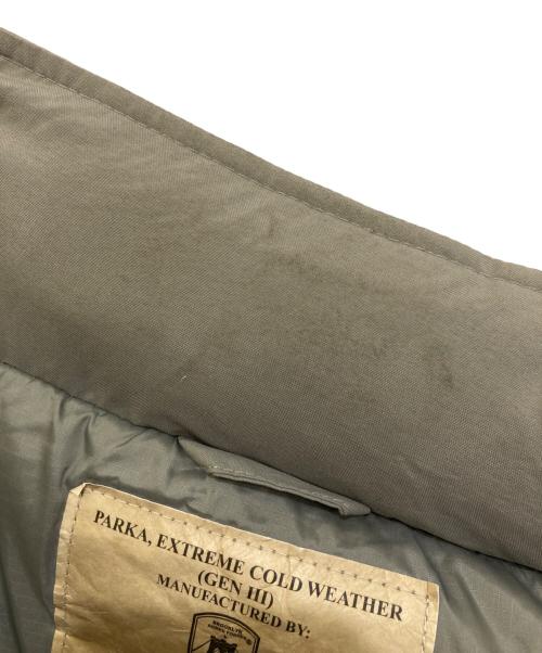 BROOKLYN ARMED FORCES（ブルックリンアームドフォース）BROOKLYN ARMED FORCES (ブルックリンアームドフォース) PARKA EXTREME COLD WEATHER GEN3 グレー サイズ:Mの古着・服飾アイテム