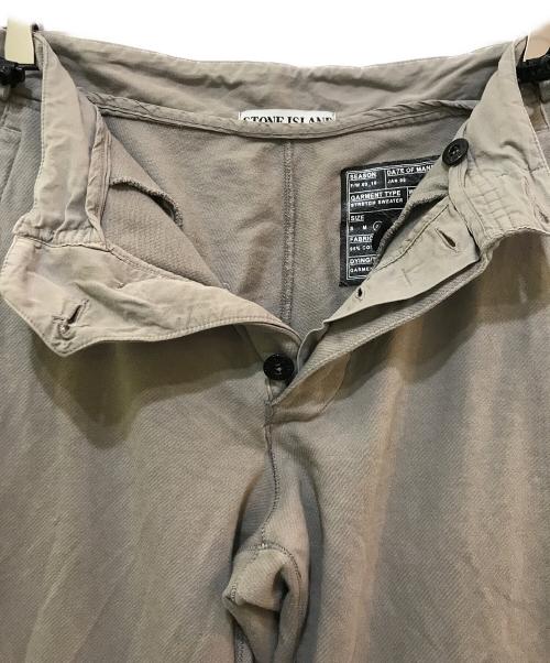 STONE ISLAND（ストーンアイランド）STONE ISLAND (ストーンアイランド) GARMENT DYED STRIPED SWEAT PANTS　51156735/149 グレー サイズ:Lの古着・服飾アイテム