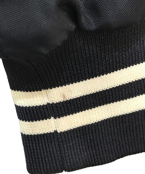 MONCLER（モンクレール）MONCLER (モンクレール) ナイロンジャケット　45069-50-54010 ネイビーの古着・服飾アイテム