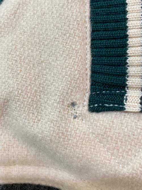 I.S.（アイエス）I.S. (アイエス) 80's ロゴバーシティージャケット RF34044 ベージュ サイズ:7の古着・服飾アイテム