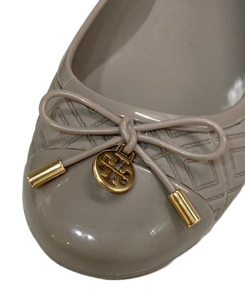 TORY BURCH（トリーバーチ）TORY BURCH (トリーバーチ) ラバーパンプス　32158636 グレー サイズ:7Mの古着・服飾アイテム