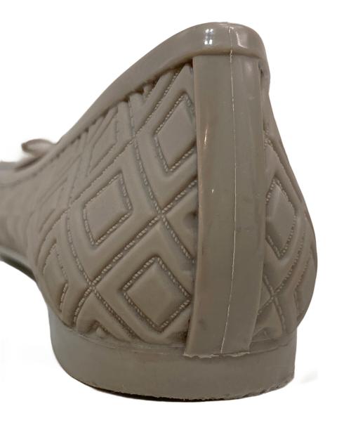 TORY BURCH（トリーバーチ）TORY BURCH (トリーバーチ) ラバーパンプス　32158636 グレー サイズ:7Mの古着・服飾アイテム