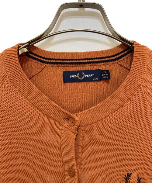 FRED PERRY（フレッドペリー）FRED PERRY (フレッドペリー) 別注ショートニットカーディガン　FZ7233 オレンジ サイズ:EUR38の古着・服飾アイテム