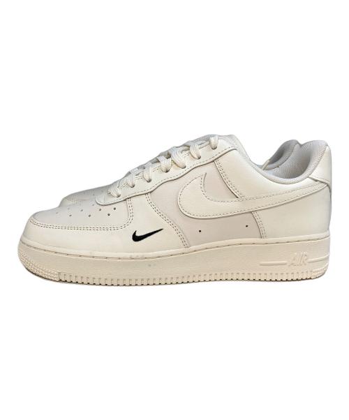 NIKE（ナイキ）NIKE (ナイキ) WMNS AIR FORCE 1 07 ESS　HF1058-133 ホワイト サイズ:25.5の古着・服飾アイテム