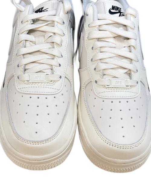 NIKE（ナイキ）NIKE (ナイキ) WMNS AIR FORCE 1 07 ESS　HF1058-133 ホワイト サイズ:25.5の古着・服飾アイテム