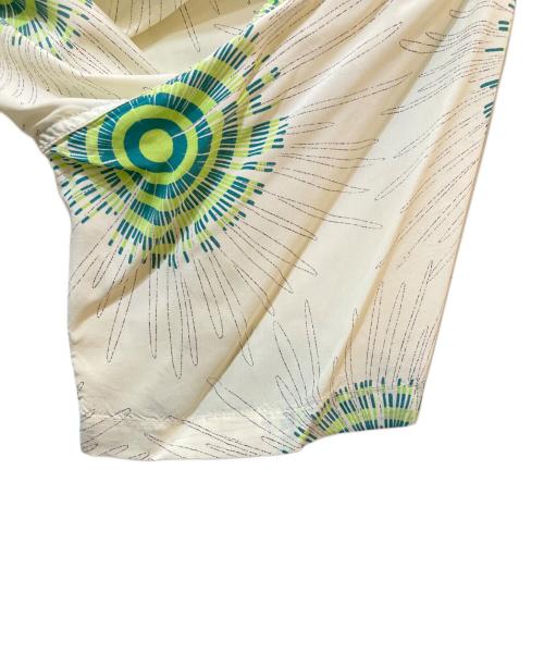 Sun Surf（サンサーフ）Sun Surf (サンサーフ) レーヨンアロハシャツ SS33320 ホワイト サイズ:Lの古着・服飾アイテム