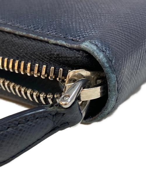 PRADA（プラダ）PRADA (プラダ) サフィアーノ メタルロゴ ラウンドジッフウォレット ネイビーの古着・服飾アイテム