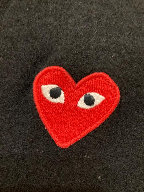 PLAY COMME des GARCONS（プレイコムデギャルソン）PLAY COMME des GARCONS (プレイコムデギャルソン) WOOL CARDIGAN　AZ-N008 ブラック サイズ:XLの古着・服飾アイテム