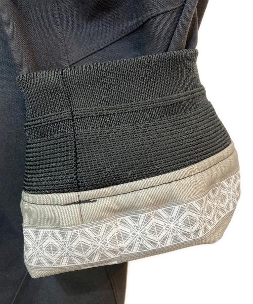 WHITE MOUNTAINEERING（ホワイトマウンテ二アニング）WHITE MOUNTAINEERING (ホワイトマウンテ二アニング) GORE-TEX RAGLAN BLOUSON　BK1771202 ブラック サイズ:2の古着・服飾アイテム