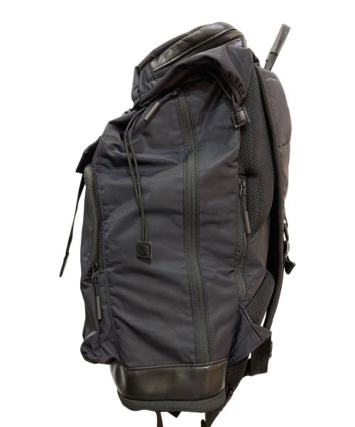 UNDERTHESUN（アンダーザサン）UNDERTHESUN (アンダーザサン) 2P Flap Backpack ブラックの古着・服飾アイテム