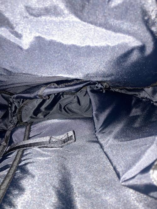 UNDERTHESUN（アンダーザサン）UNDERTHESUN (アンダーザサン) 2P Flap Backpack ブラックの古着・服飾アイテム