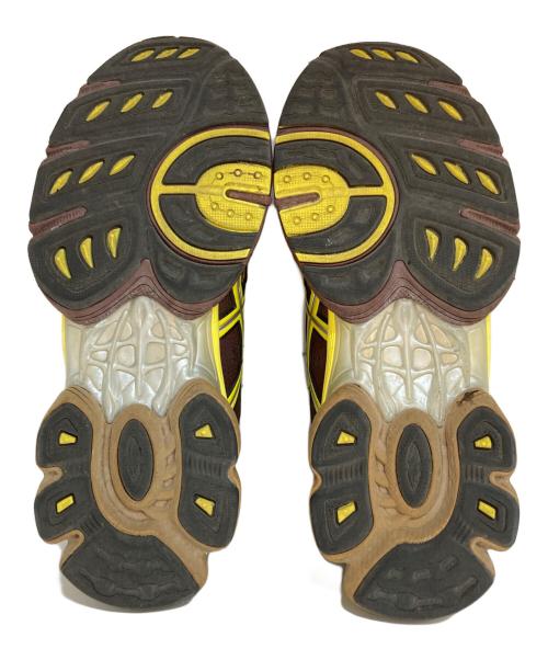 asics（アシックス）asics (アシックス) UB3-S Gel-Nimbus 9 1201A442-600 ブラウン サイズ:27.5の古着・服飾アイテム