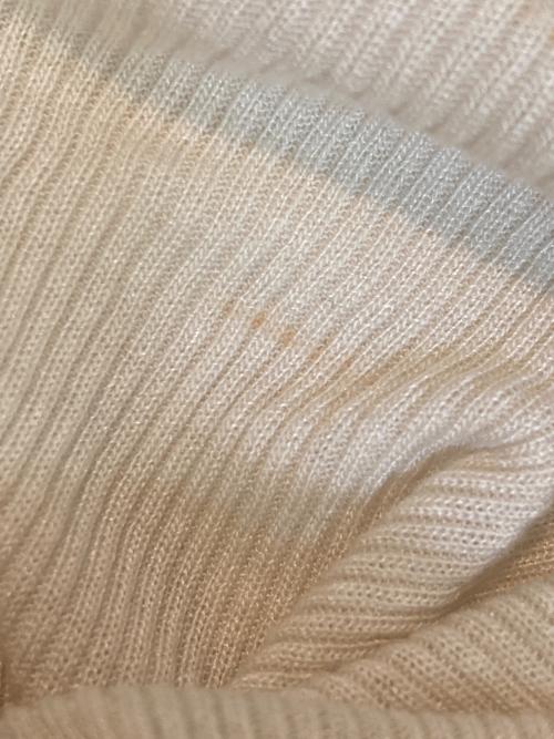 ATON（エイトン）ATON (エイトン) モダールシルクジャージーハイネックプルオーバー アイボリー サイズ:2の古着・服飾アイテム