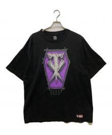 wwe（ダブリュダブリュイー）の古着「UNDER TAKER プリントTシャツ」｜ブラック