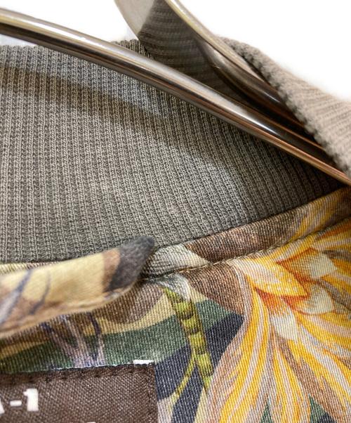 TOP GUN（トップガン）TOP GUN (トップガン) CAMOUFLAGE BOMBER　52063 カーキ サイズ:Sの古着・服飾アイテム