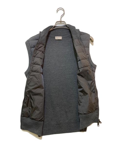 MONCLER（モンクレール）MONCLER (モンクレール) ダウンベスト　B20919413200 グレー サイズ:Sの古着・服飾アイテム