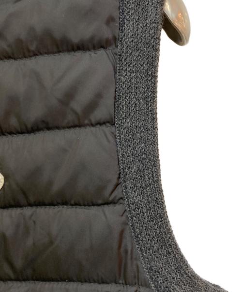 MONCLER（モンクレール）MONCLER (モンクレール) ダウンベスト　B20919413200 グレー サイズ:Sの古着・服飾アイテム
