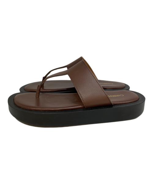 Caminando（カミナンド）Caminando (カミナンド) THONG PLATFORM サンダル ブラウン サイズ:7の古着・服飾アイテム